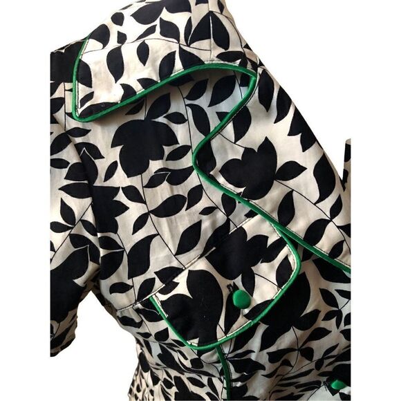 Marianne black and white floral button front with green satin buttoned and trim - Picture 5 of 16